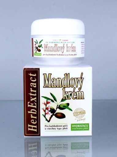 Vivaco Herb Extrakt Mandlový denní krém 50 ml Vivaco Herb Extrakt Mandlový denní krém 50 ml - Péče o ruce Péče o pleť a tělo Vivaco Pleťové krémy