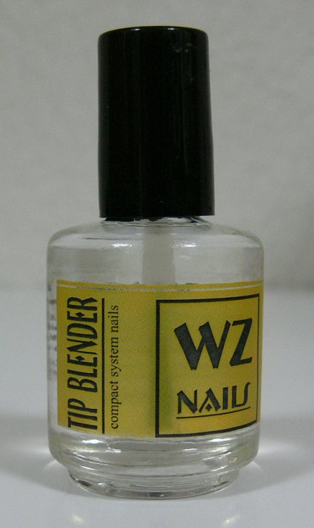 Tekutý pilník Nail tip blender 15 ml Tekutý pilník Nail tip blender 15 ml - Péče o ruce Leštičky, leštící bloky a pilníky na nehty pro nehtovou modeláž a manikúru Příslušenství