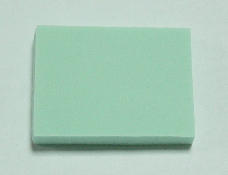 Houbička na make up obdélník 40x55 mm Houbička na make up obdélník 40x55 mm - Péče o ruce Kosmetika WZ cosmetic Kosmetické pomůcky