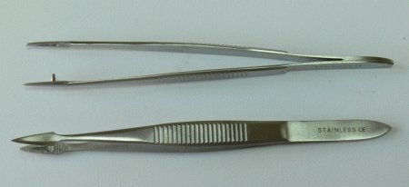 Pinzeta na třísky 11 cm Pinzeta na třísky 11 cm - Péče o ruce Kleště a nůžky na nehty a kůži pro manikúru a pedikúru, pinzety, pilníky, atd. Pinzety, kovové a safírové pilníky na nehty