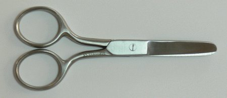 Nůžky do lékárničky 11 cm Nůžky do lékárničky 11 cm - Péče o ruce Kleště a nůžky na nehty a kůži pro manikúru a pedikúru, pinzety, pilníky, atd. Nůžky pro domácnost a ostatní nůžky