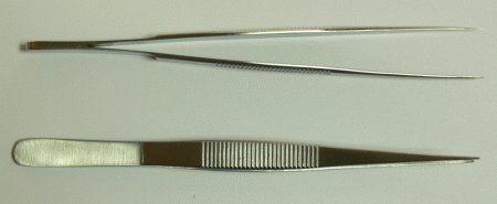 Pinzeta technická 14 cm Pinzeta technická 14 cm - Péče o ruce Kleště a nůžky na nehty a kůži pro manikúru a pedikúru, pinzety, pilníky, atd. Pinzety, kovové a safírové pilníky na nehty