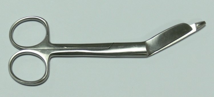 Nůžky na obvazy Lister 19 cm Nůžky na obvazy Lister 19 cm - Péče o ruce Chirurgické nástroje, pinzety Nůžky chirurgické, oční, preparační a na obvazy