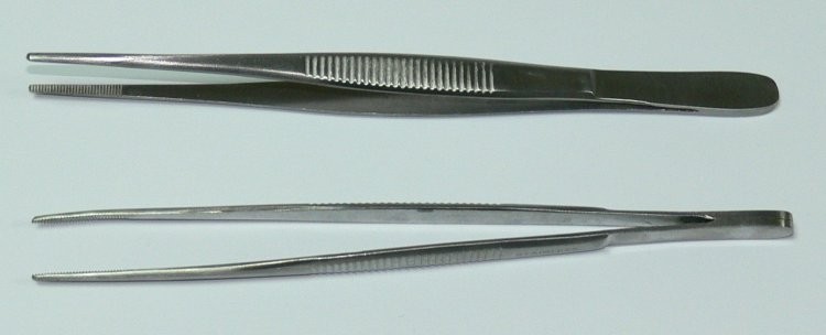 Pinzeta anatomická jemná 13 cm Pinzeta anatomická jemná 13 cm - Péče o ruce Chirurgické nástroje, pinzety Pinzety anatomické
